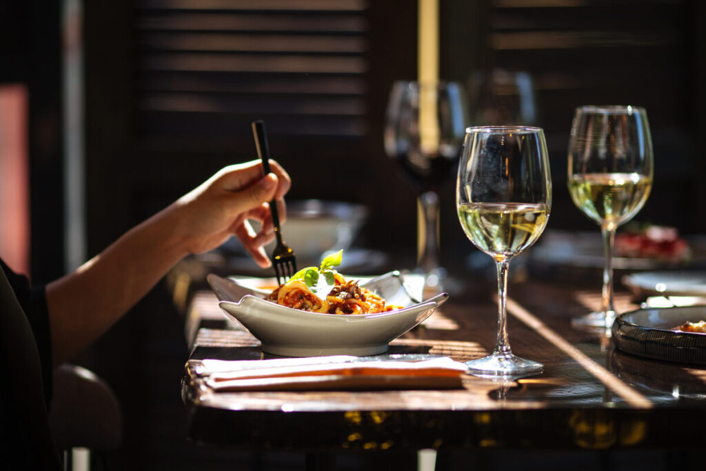 Stonebridge Landing’s Foodie Finds: A Delicious Guide to Dining in Havelock’s Hidden Gem
